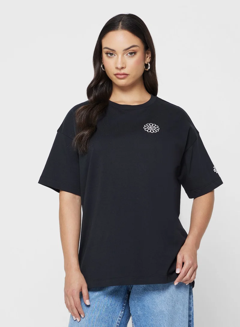 CONVERSE Let’S Grow Doodle Graphic T-Shirt